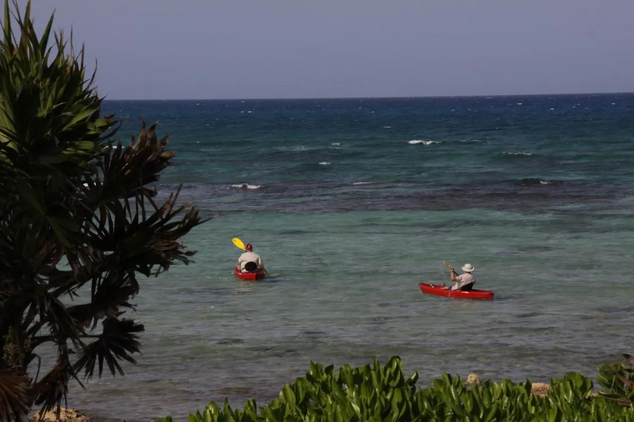 Casa Kukulcan - Seafront Villa, Punta Sur, Akumal, Maya Riveria 0*, אקומל מקסיקו